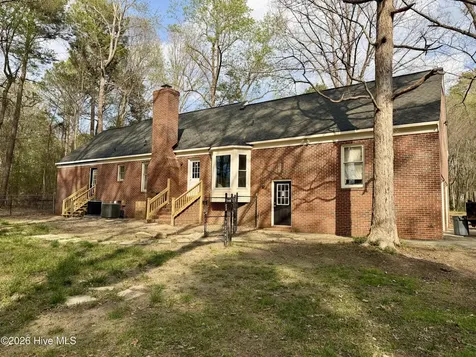 2454 Buckboard Trail Rocky Mount NC 27804