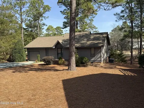 85 Brandon Trail Pinehurst NC 28374