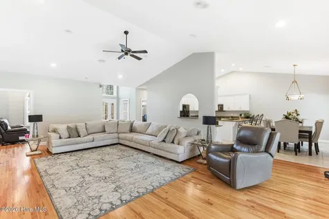 20 Queens Grant Circle SW Shallotte NC 28470