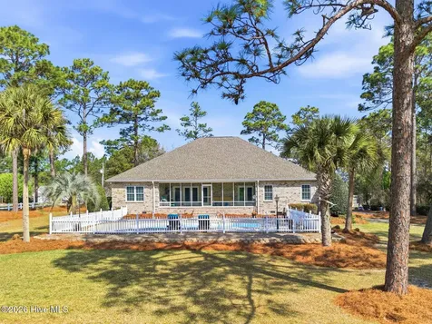 20 Queens Grant Circle SW Shallotte NC 28470