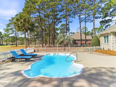 20 Queens Grant Circle SW Shallotte NC 28470