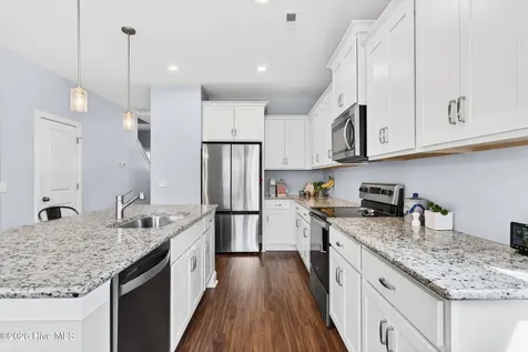 75 W Weatherbee Way Hampstead NC 28443