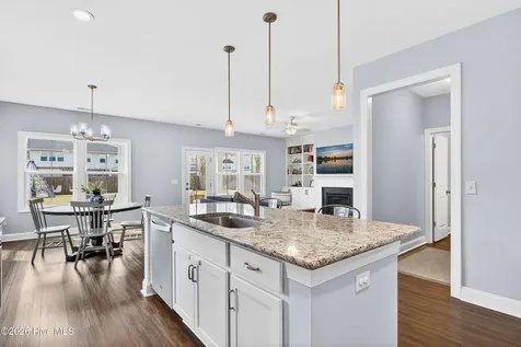 75 W Weatherbee Way Hampstead NC 28443