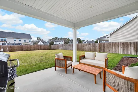 75 W Weatherbee Way Hampstead NC 28443