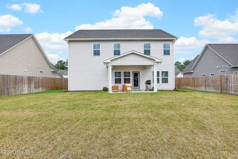 75 W Weatherbee Way Hampstead NC 28443