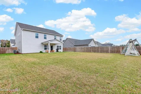 75 W Weatherbee Way Hampstead NC 28443