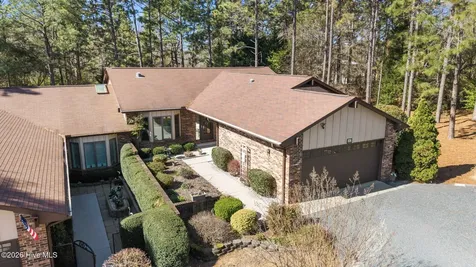 660 Redwood Drive Southern Pines NC 28387