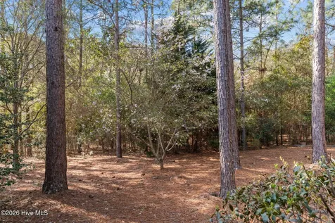 660 Redwood Drive Southern Pines NC 28387