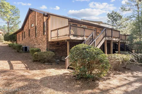 660 Redwood Drive Southern Pines NC 28387