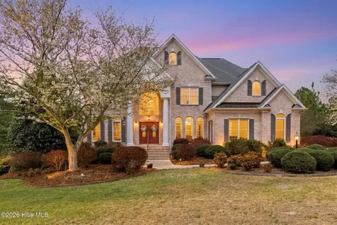 115 Rachels Point West End NC 27376