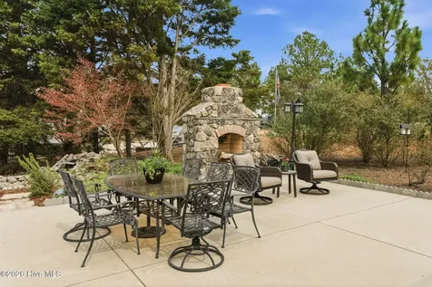 115 Rachels Point West End NC 27376