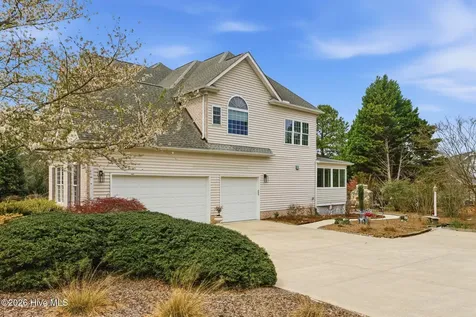 115 Rachels Point West End NC 27376