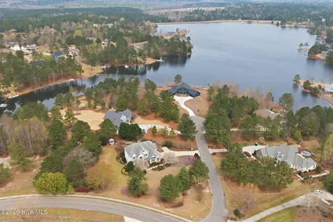 115 Rachels Point West End NC 27376
