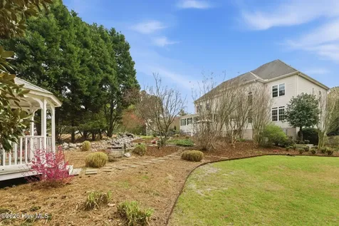 115 Rachels Point West End NC 27376