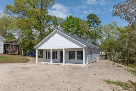 163 Wheeler Creek Road Sneads Ferry NC 28460