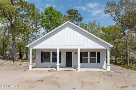 163 Wheeler Creek Road Sneads Ferry NC 28460