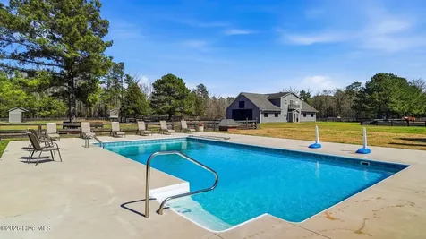 860 Lakebay Road Vass NC 28394
