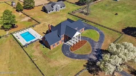 860 Lakebay Road Vass NC 28394