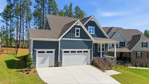 404 Redwater Trail Aberdeen NC 28315