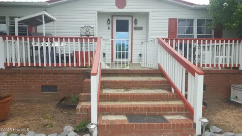 5660 Creek Road Grifton NC 28530