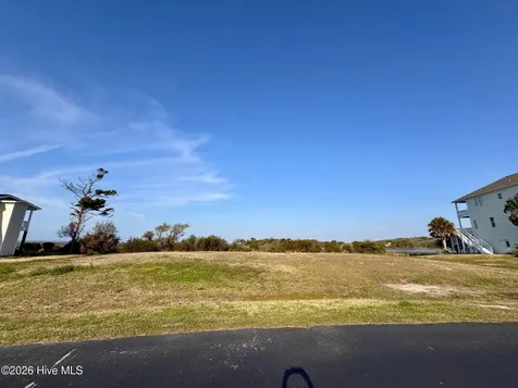 118 & 120 Pintail Lane Harkers Island NC 28531