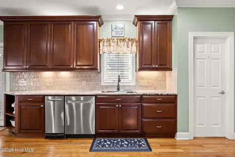 3684 Natchez Street SW Supply NC 28462