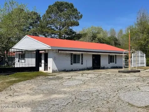 17838 Nc 131 Highway Bladenboro NC 28320
