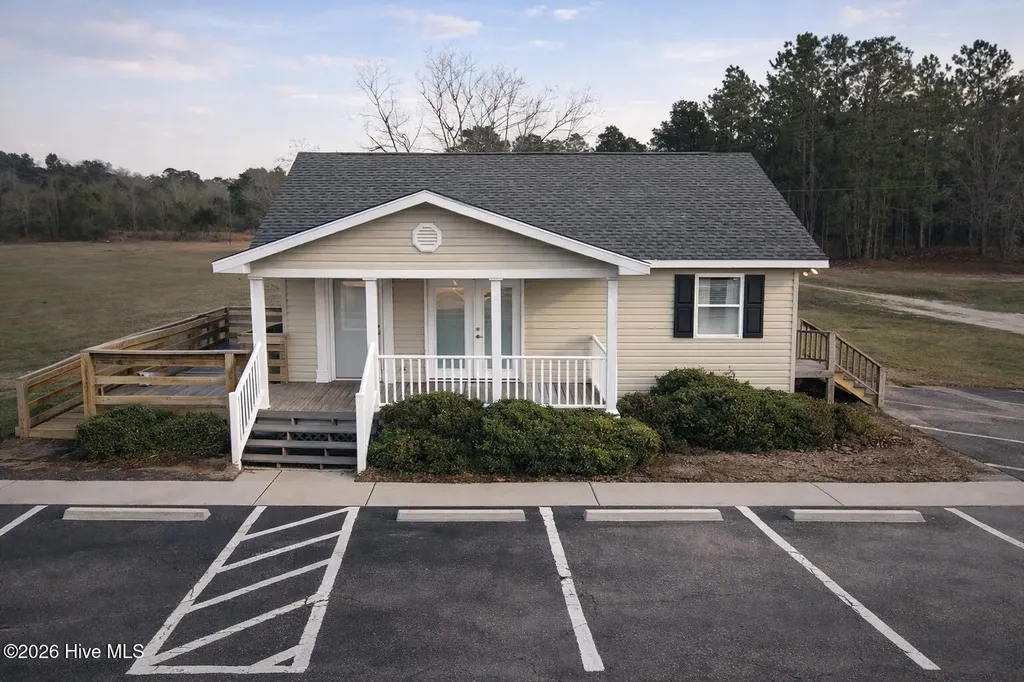 10145 Mccoll Road Laurinburg NC 28352