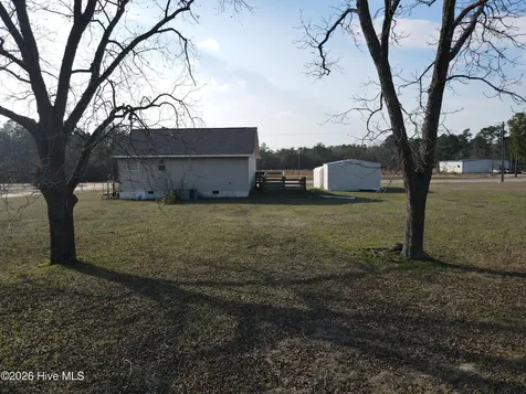 10145 Mccoll Road Laurinburg NC 28352