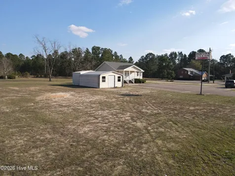 10145 Mccoll Road Laurinburg NC 28352
