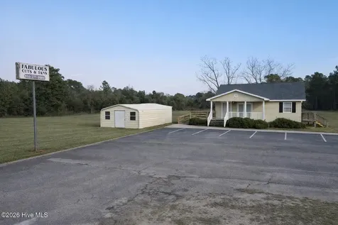 10145 Mccoll Road Laurinburg NC 28352