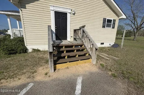 10145 Mccoll Road Laurinburg NC 28352