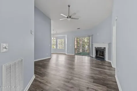 112 Kensington Way Aberdeen NC 28315