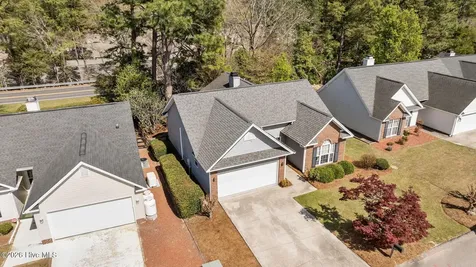 112 Kensington Way Aberdeen NC 28315