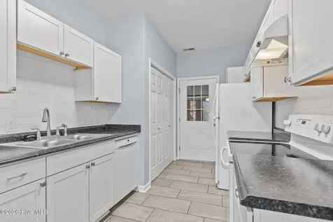 112 Kensington Way Aberdeen NC 28315