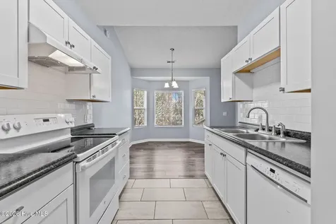 112 Kensington Way Aberdeen NC 28315