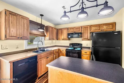 709 Windy Trail Newport NC 28570