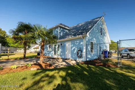 709 Windy Trail Newport NC 28570