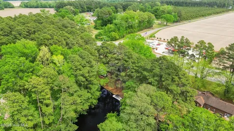 186 Us Highway 158 W Camden NC 27921