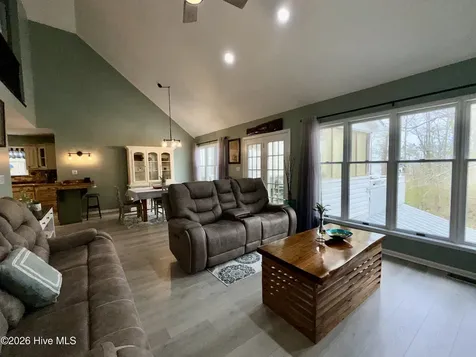 380 Beech Bay Road Roper NC 27970