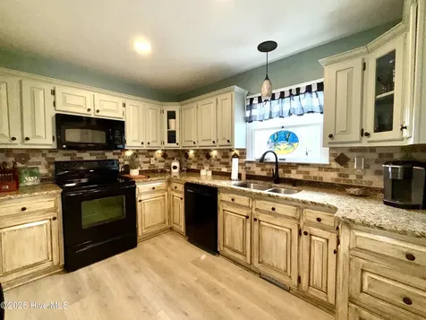 380 Beech Bay Road Roper NC 27970