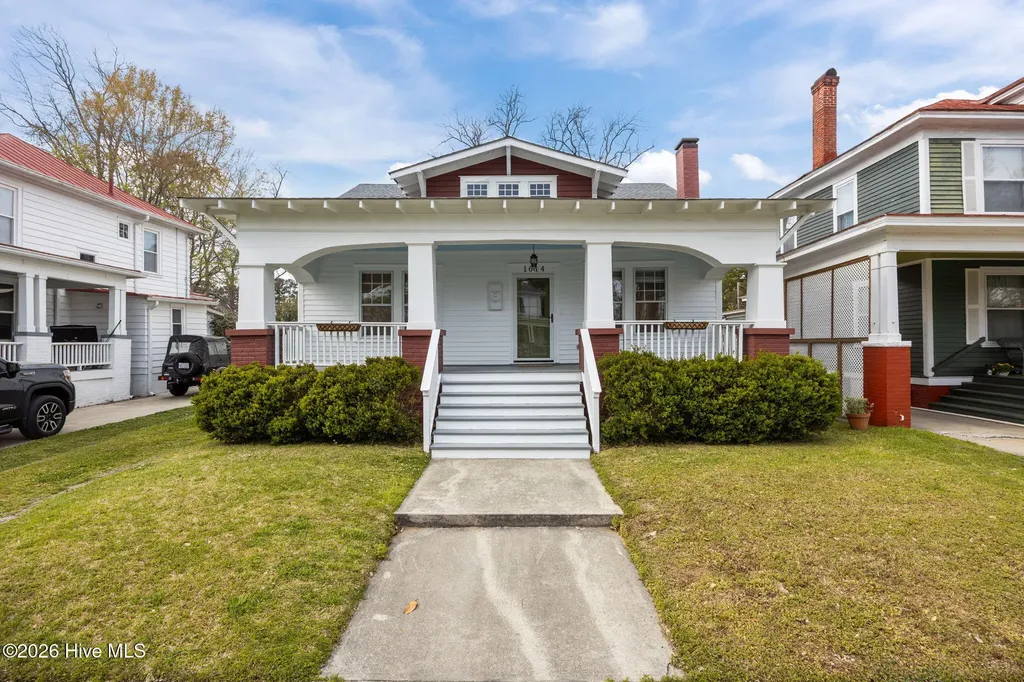 1614 Spencer Avenue New Bern NC 28560