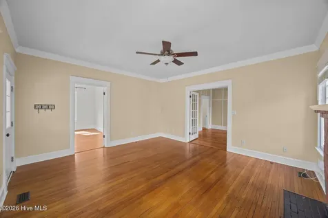 1614 Spencer Avenue New Bern NC 28560