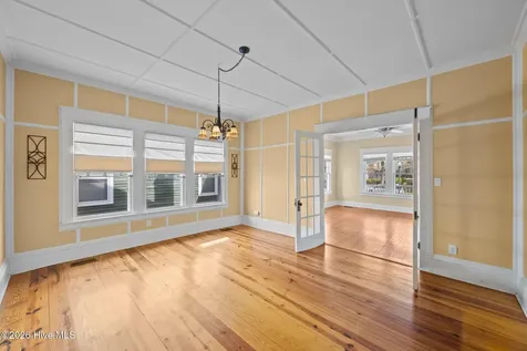 1614 Spencer Avenue New Bern NC 28560