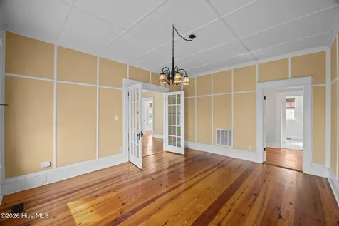 1614 Spencer Avenue New Bern NC 28560