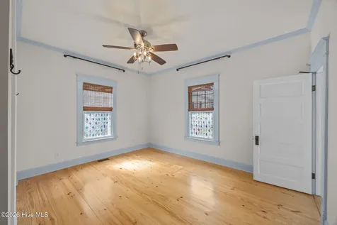 1614 Spencer Avenue New Bern NC 28560