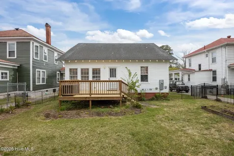 1614 Spencer Avenue New Bern NC 28560