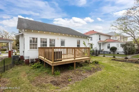 1614 Spencer Avenue New Bern NC 28560