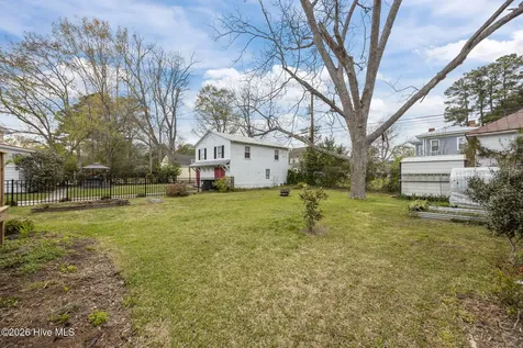 1614 Spencer Avenue New Bern NC 28560