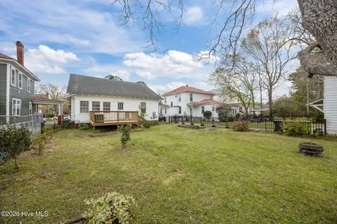 1614 Spencer Avenue New Bern NC 28560